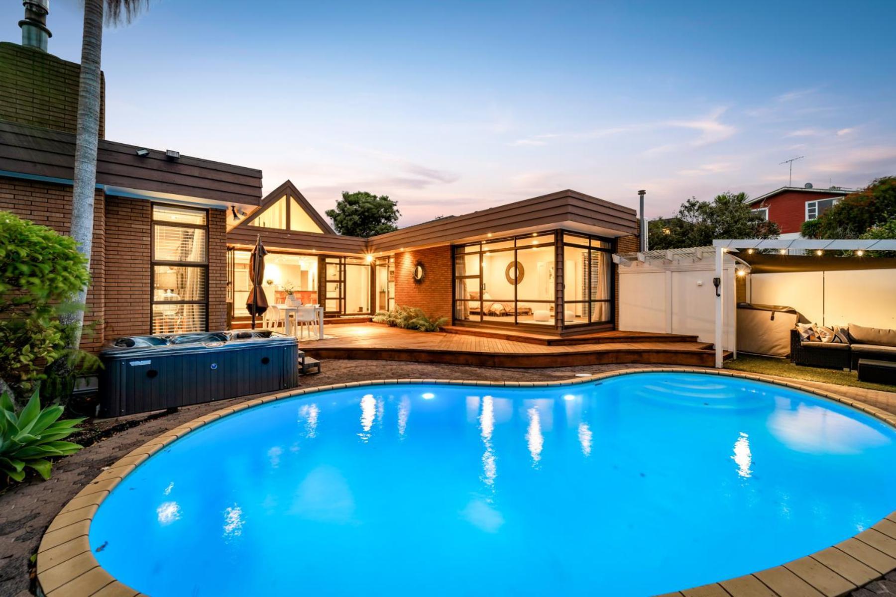 Entire House With Pool, Spa Auckland Ngoại thất bức ảnh